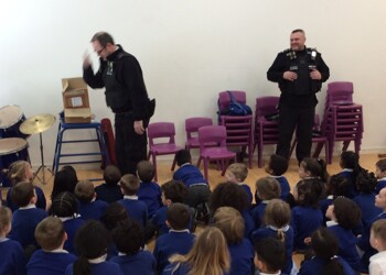 Police talk yea 1 and 2 b